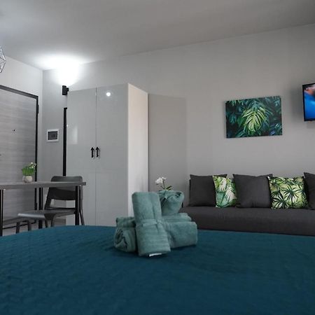 4Rooms B&B - Holiday Home Lamezia Terme Bagian luar foto