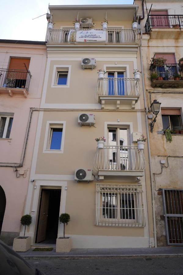 4Rooms B&B - Holiday Home Lamezia Terme Bagian luar foto